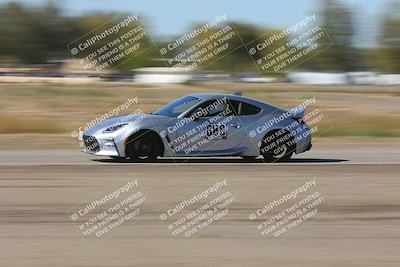 media/Oct-04-2025-OnGrid (Sat) [[44bd565ffa]]/Green Group/Grapevine/